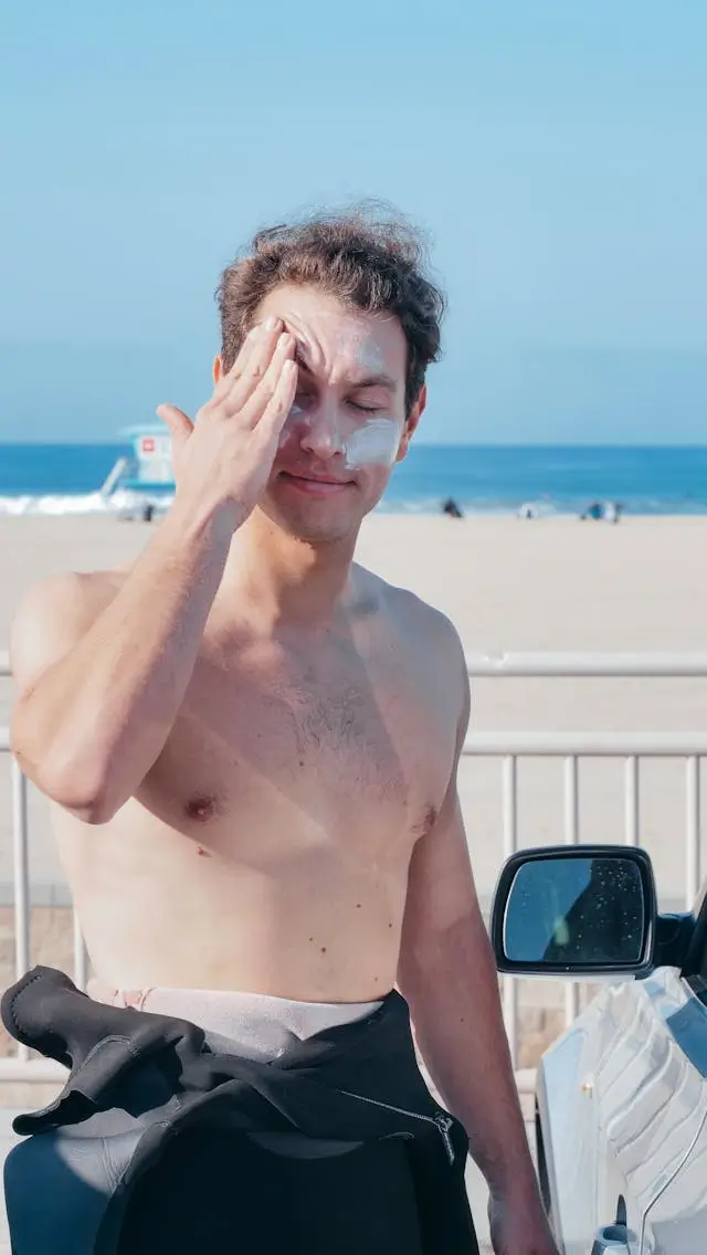 선크림만 바르면 눈이 시리고 눈물이?? 해결 방법은??