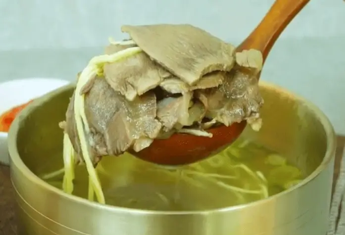 곰탕 VS 설렁탕의 차이점과 유래에 대해서 알아보자!